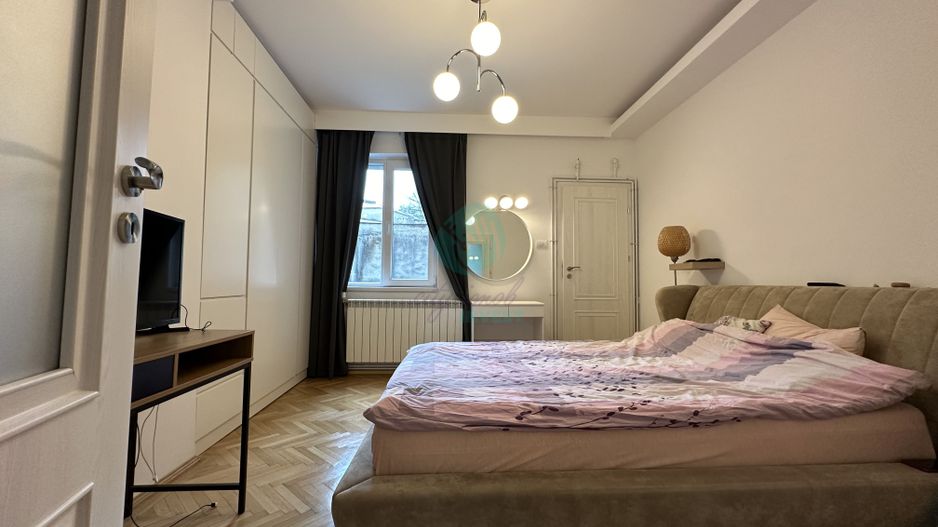3 camere cochete intr-un bloc boutique - Poză 2