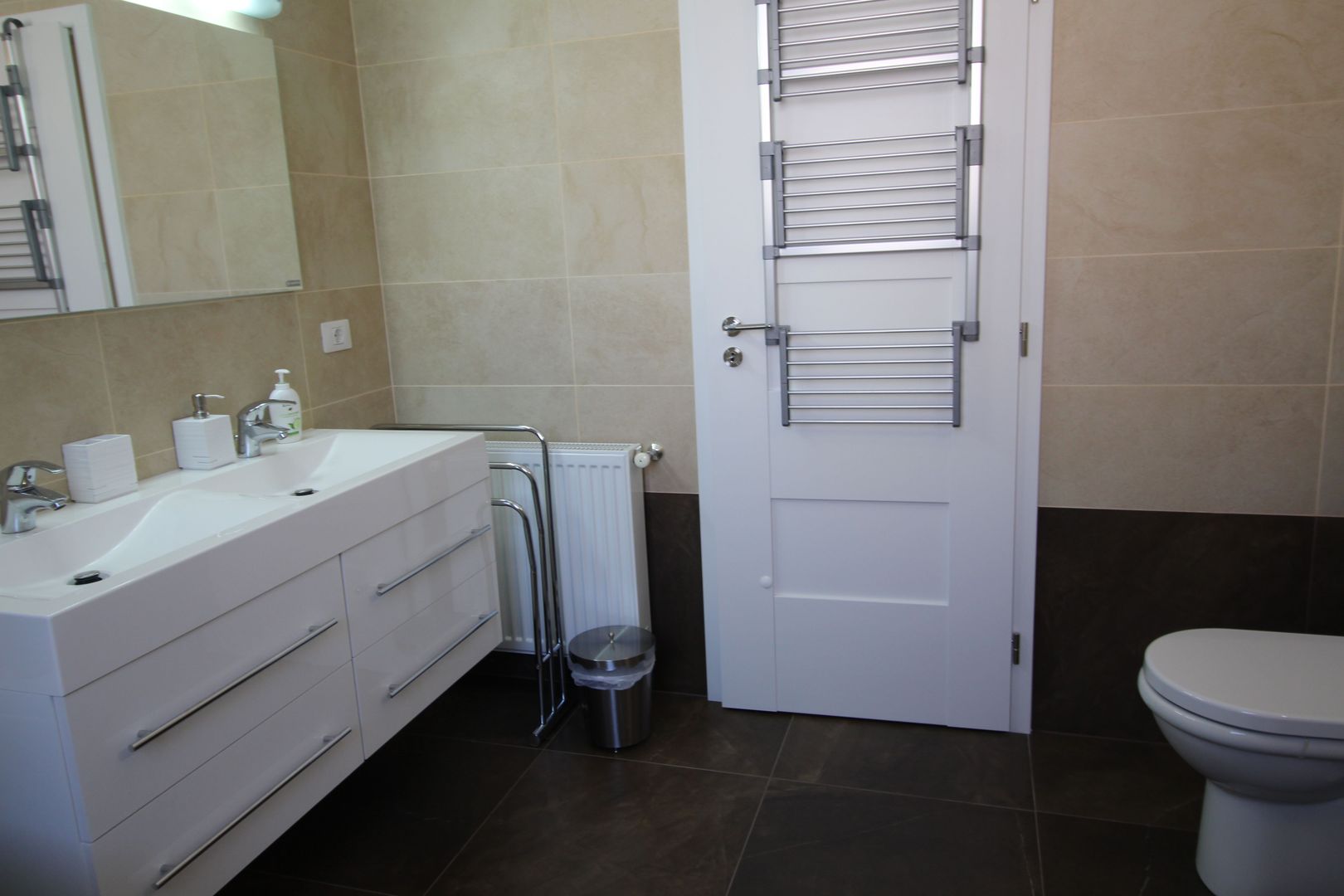 Apartament cu 2 camere -Dumbravita - Poză 10