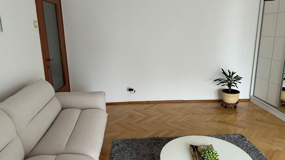 De închiriat :Apartament 2 camere, ultracentral, Unirii Fântâni - Poză 2