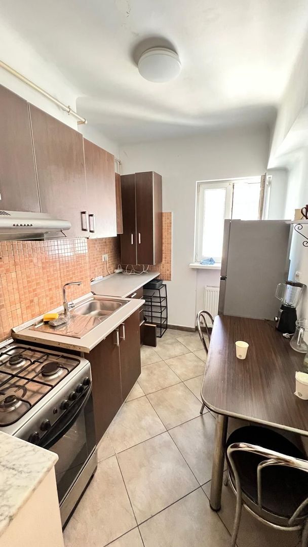 APARTAMENT COCHET  ZONA DOROBANTI CAPITALE - Poză 3
