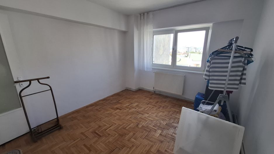 Apartament 2 Cam 9 mai zona Catedralei - Poză 6
