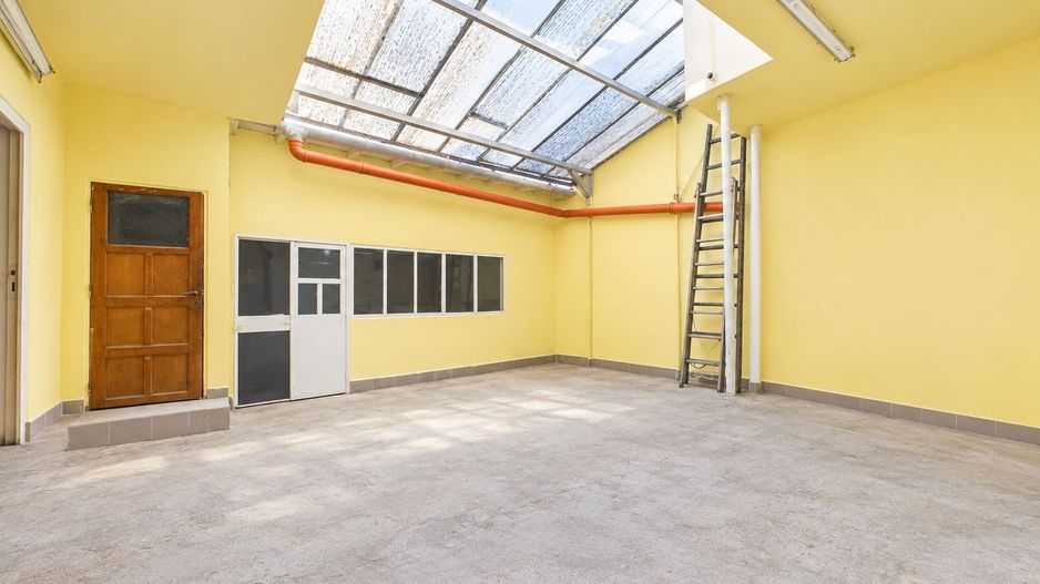 Casa cu 8 camere de vanzare | rezidential si comercial | Nerva Traian - Poză 18