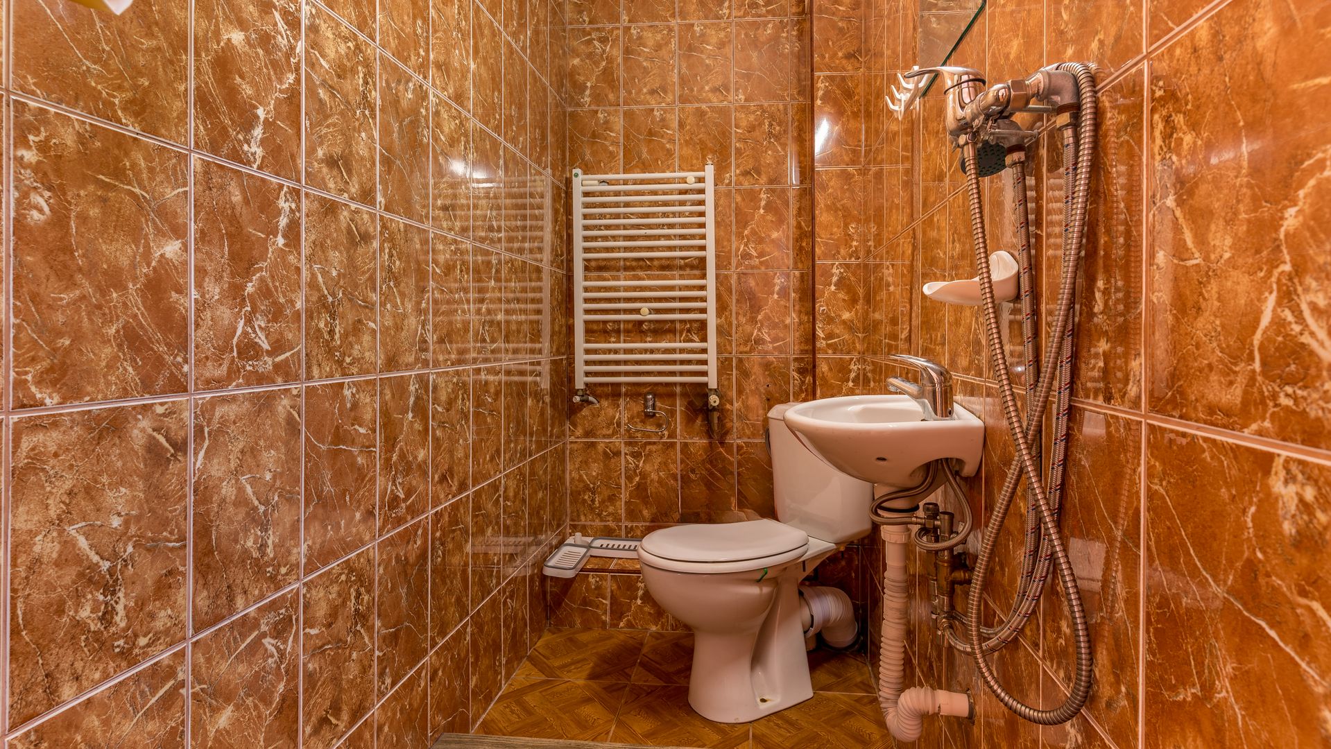 Casă pe 5 nivel–Ideală pentru Locuință, Sediu Firmă sau Investiție! - Poză 22