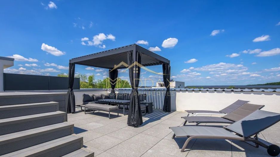 Vilă de închiriat în Voluntari // piscină privată și design modern - Poză 24