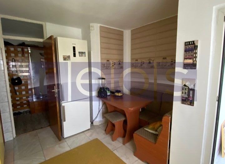 VANZARE APARTAMENT 3 CAMERE /ZONA DRUMUL TABEREI - Poză 7