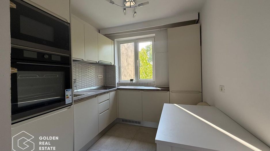 Confort și Locație Excelentă, apartament 2 Camere, Mobilat, lângă Prefectură - Poză 3