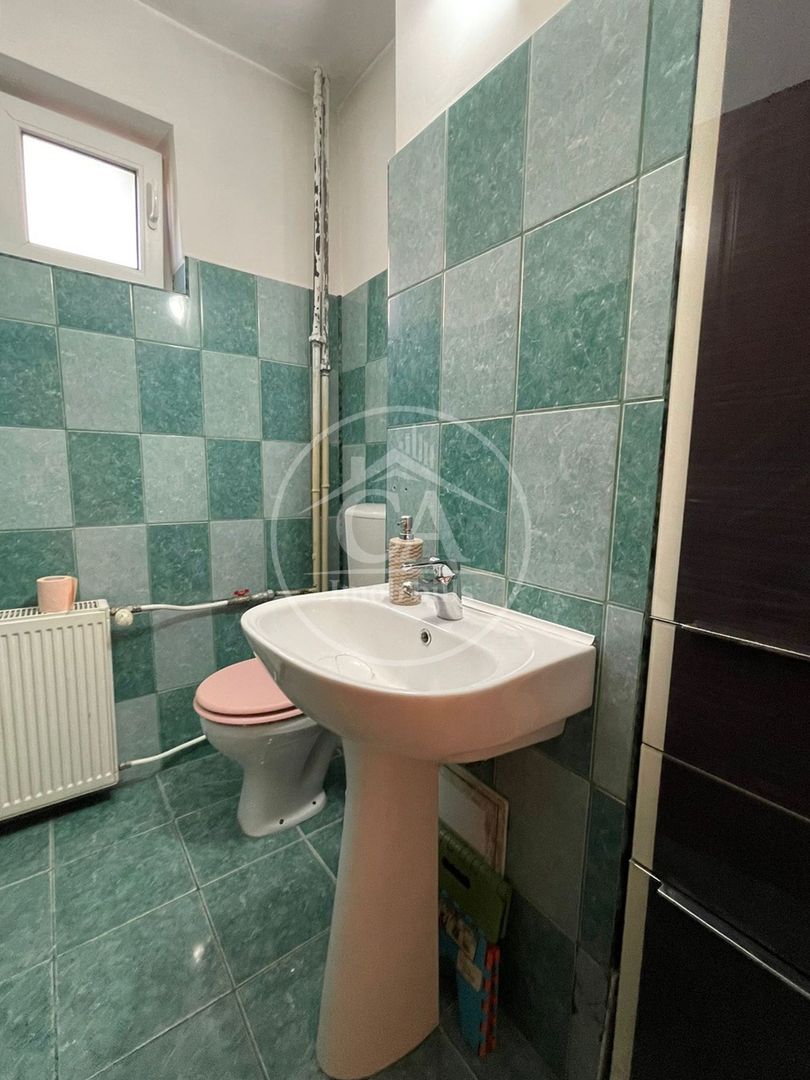 Apartament de închiriat cu 3 camere în zona Dacia, Oradea - Poză 11