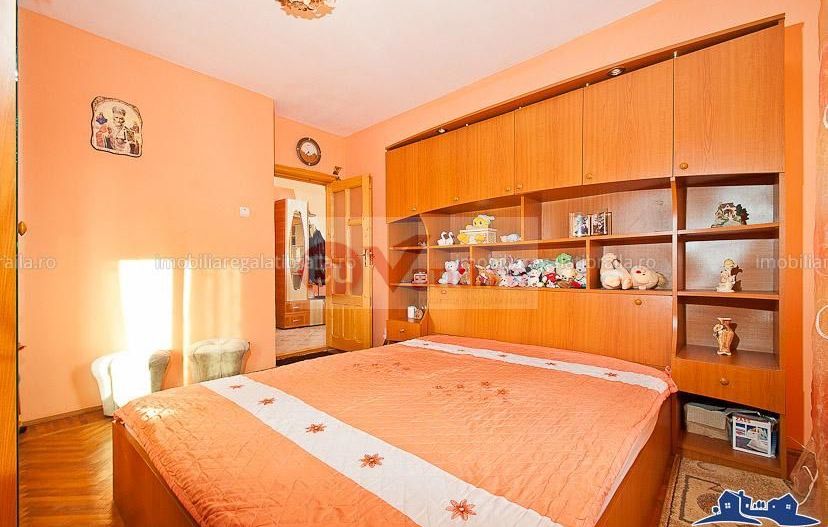 De inchiriat apartament cu 2 camere, Piata Centrala, 345 euro - Poză 3
