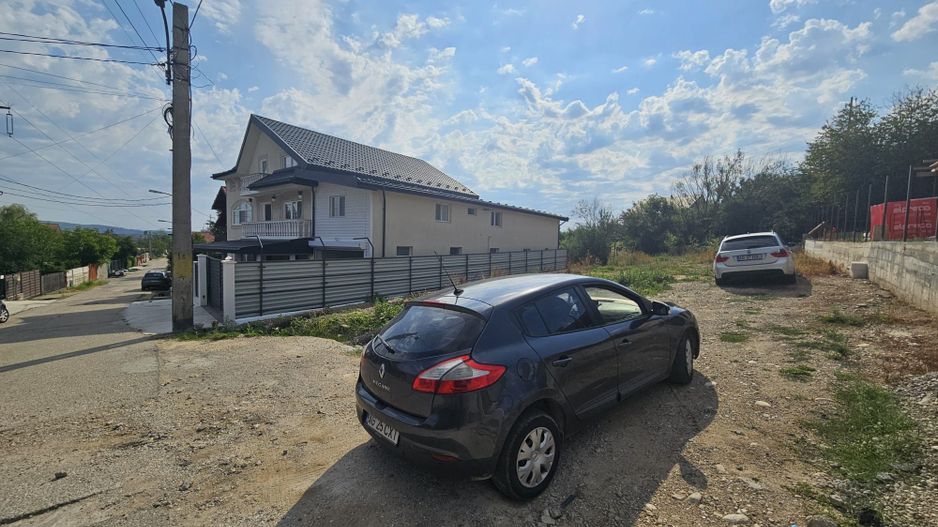 500 mp – Nord Pitești! Toate utilitățile, loc ideal pentru casa - Poză 2