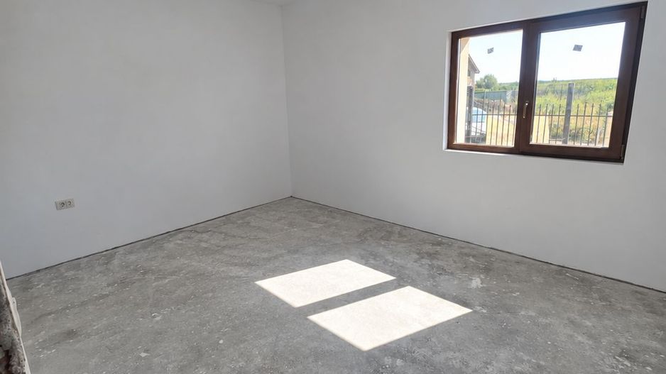 Duplex cu 4 camere, terasă și logie | Timișoara, Plopi | 172.000 € - Poză 2