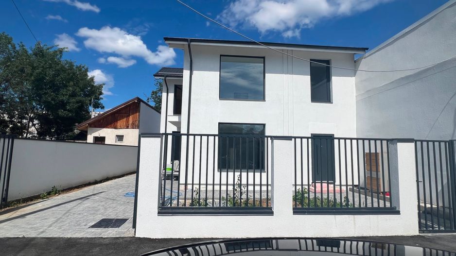 Vila noua | 5 camere | 4 dormitoare | curte proprie - Poză 11