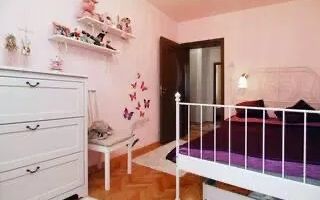 Apartament 3 camere, zona Lujerului, pozitionat excelent - Poză 1