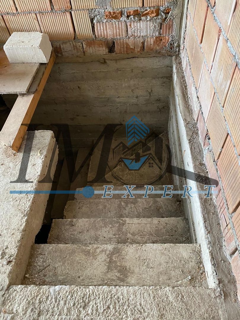 Casa de vanzare la rosu in Stremt, aproape de Alba Iulia - Poză 7