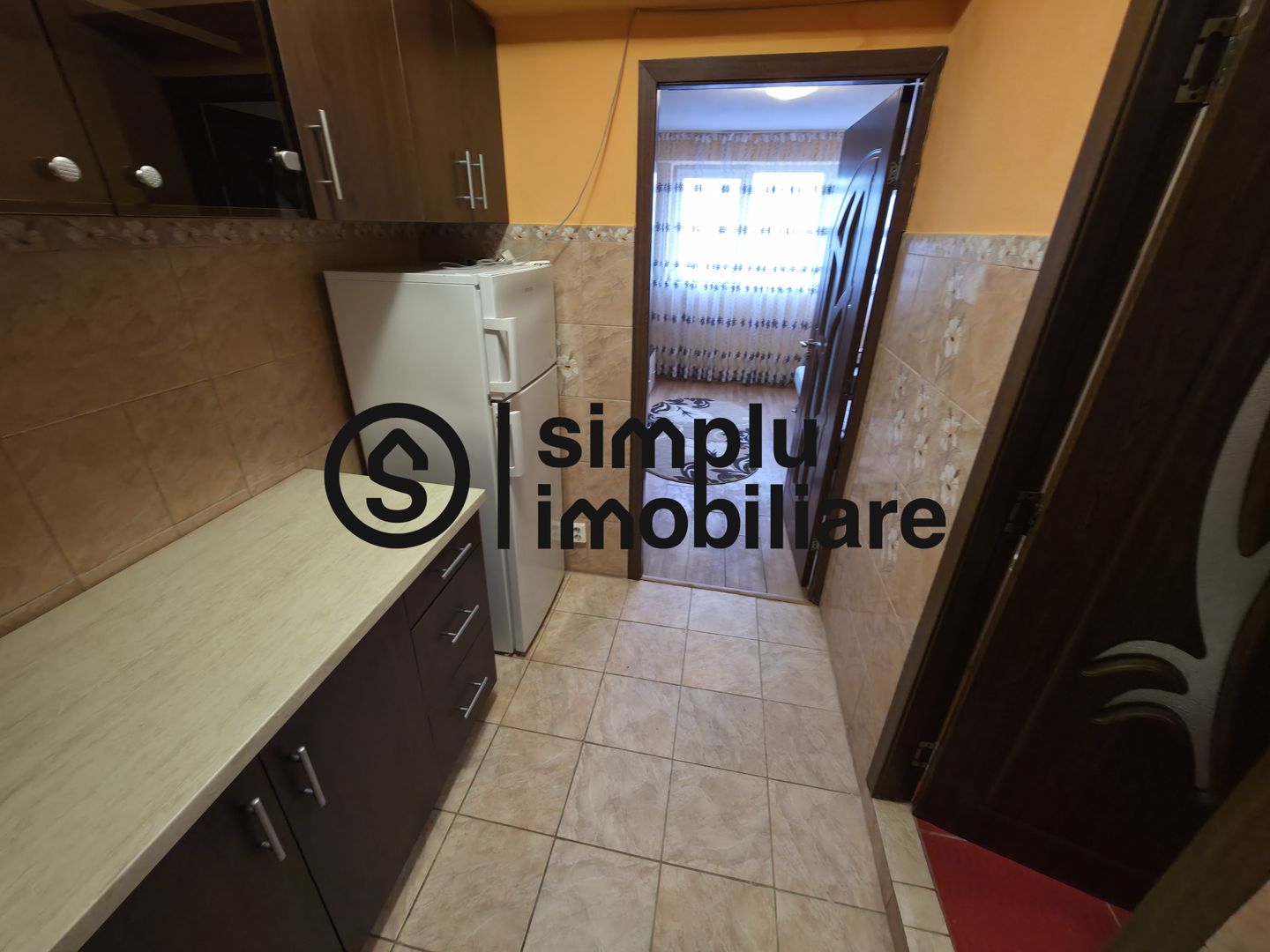 Camera de camin cu hol si baie proprie - etaj 4 - Poză 3