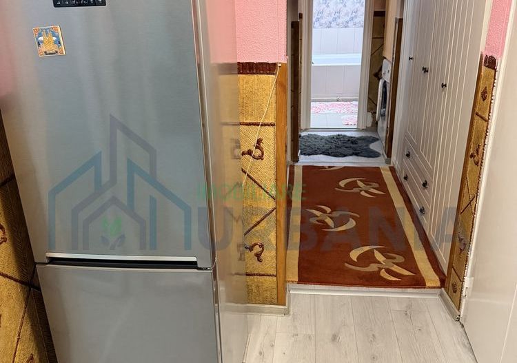 Apartament 3 camere decomandat de închiriat, Iași - renovat, mobilat, etaj 1/4 - Poză 6