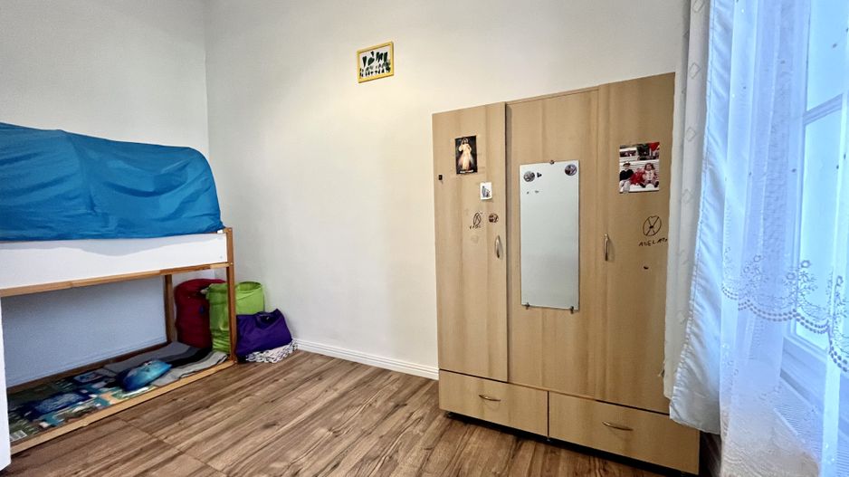 Un apartament care îți oferă orașul la un pas și vedere la Bega - Poză 12