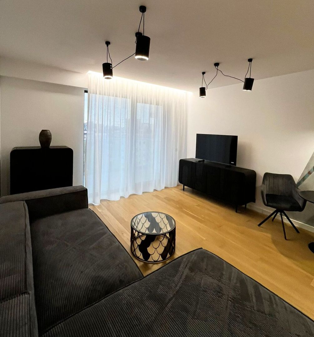 Apartament deosebit cu parcare subterana zona ONE Harastrau Towers - Poză 2