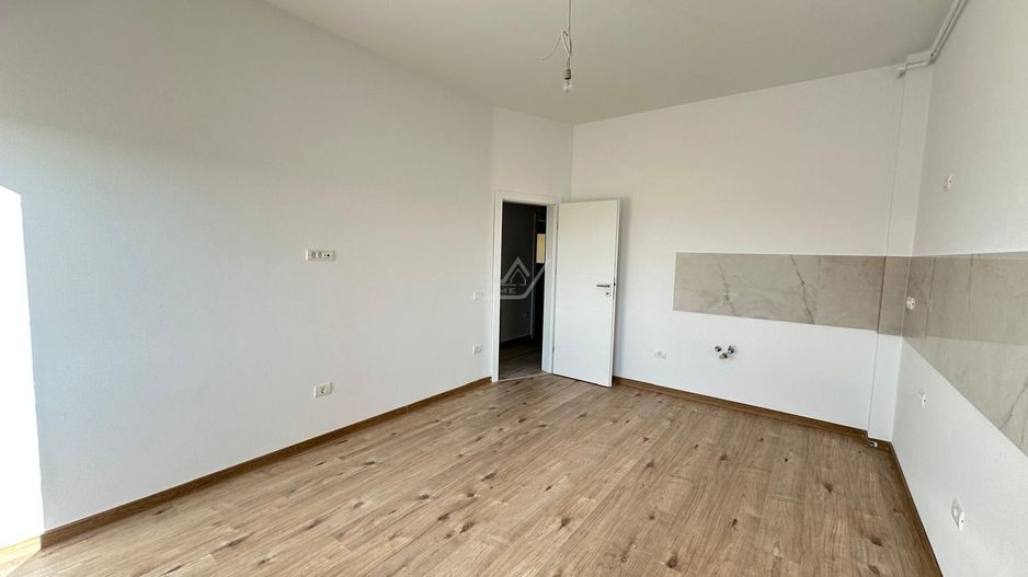 Etaj 1. Bloc finalizat. Loc de parcare. - Poză 3