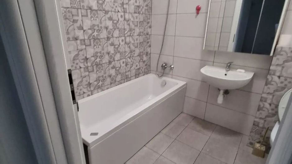 apartament 2 camere si loc parcare subteran - Poză 6