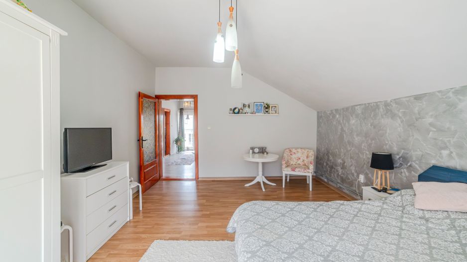 Oportunitate UNICA! Casa individuala la pret de apartament in Chisoda - Poză 13