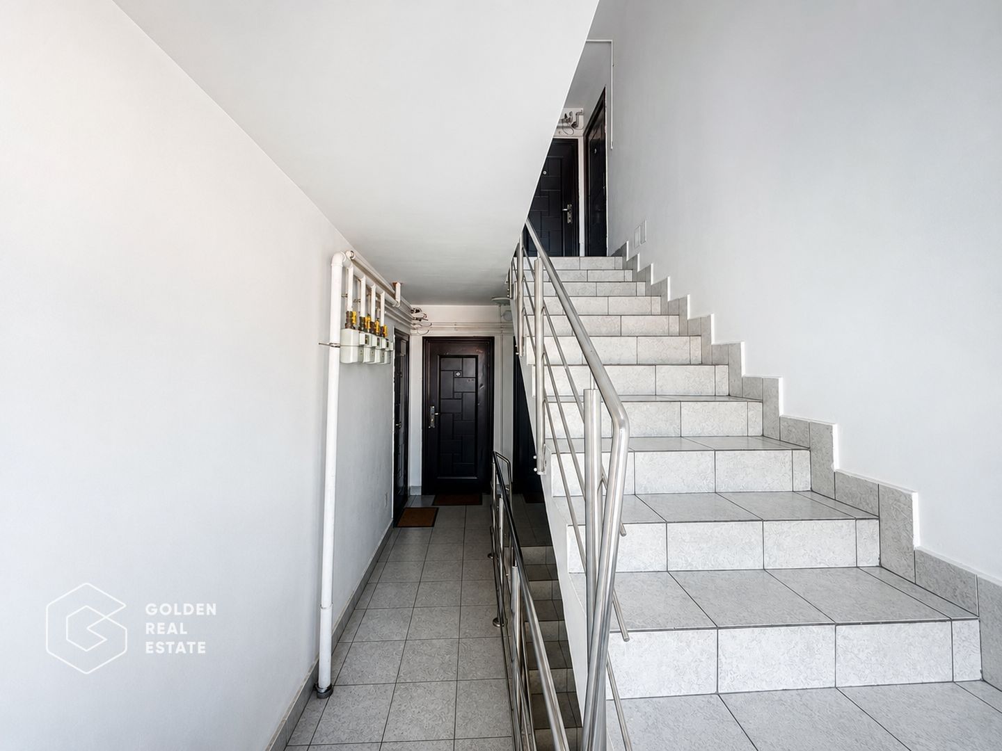 Apartament 2 camere, zona Parneava, etaj 3, centrala proprie, loc parcare - Poză 12
