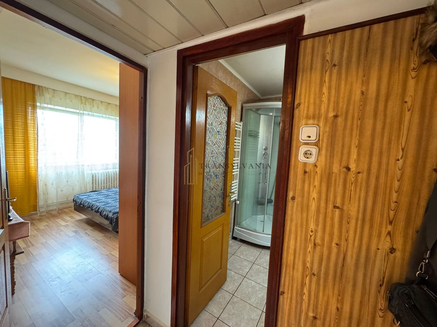 Apartament 2 camere decomandat, etaj intermediar, Cartier Vasile Aaron - Poză 9