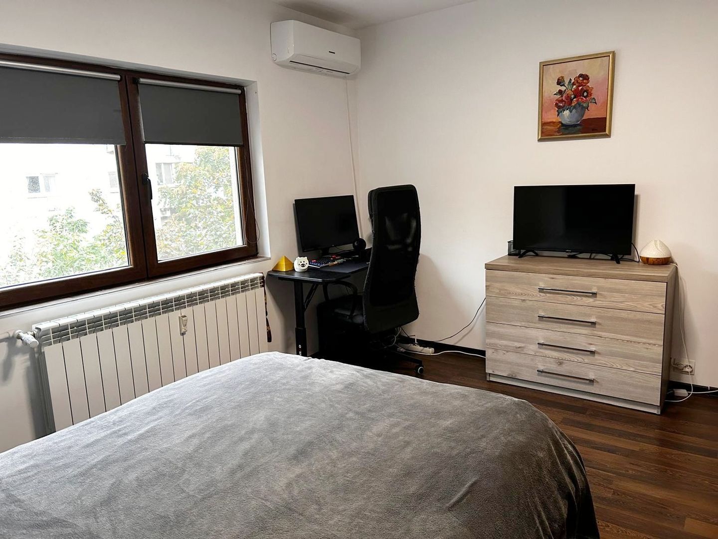 Vanzare apartament 2 camere Sebastian - str. Ileana Cosanzeana - Poză 12