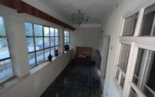 Casă cu personalitate și teren generos in Livezi, comuna Podari - Poză 7