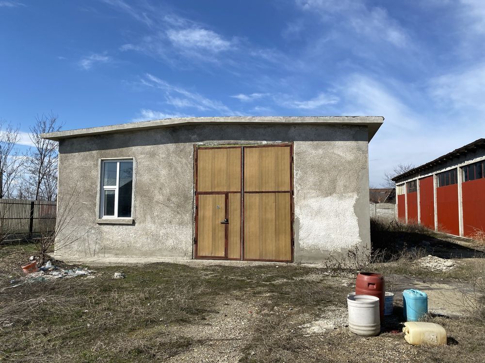 Teren generos cu hale si utilități - Ideal pentru afacerea ta! 2051 mp - Poză 2