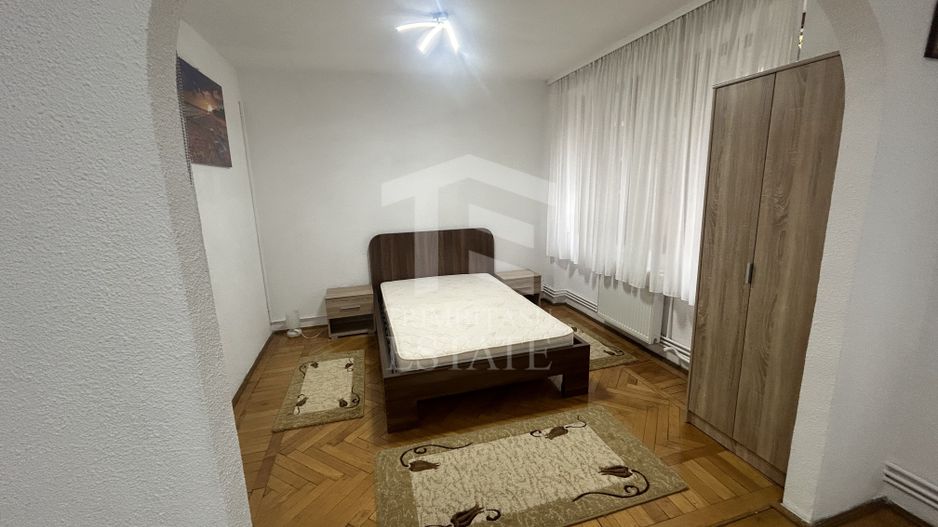 3 Camere Vatra Luminoasa - Poză 5