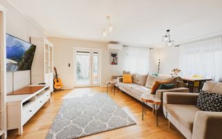 VANDUTA- Casuta din oras - de vanzare - 4 camere - NORD - Poză 4