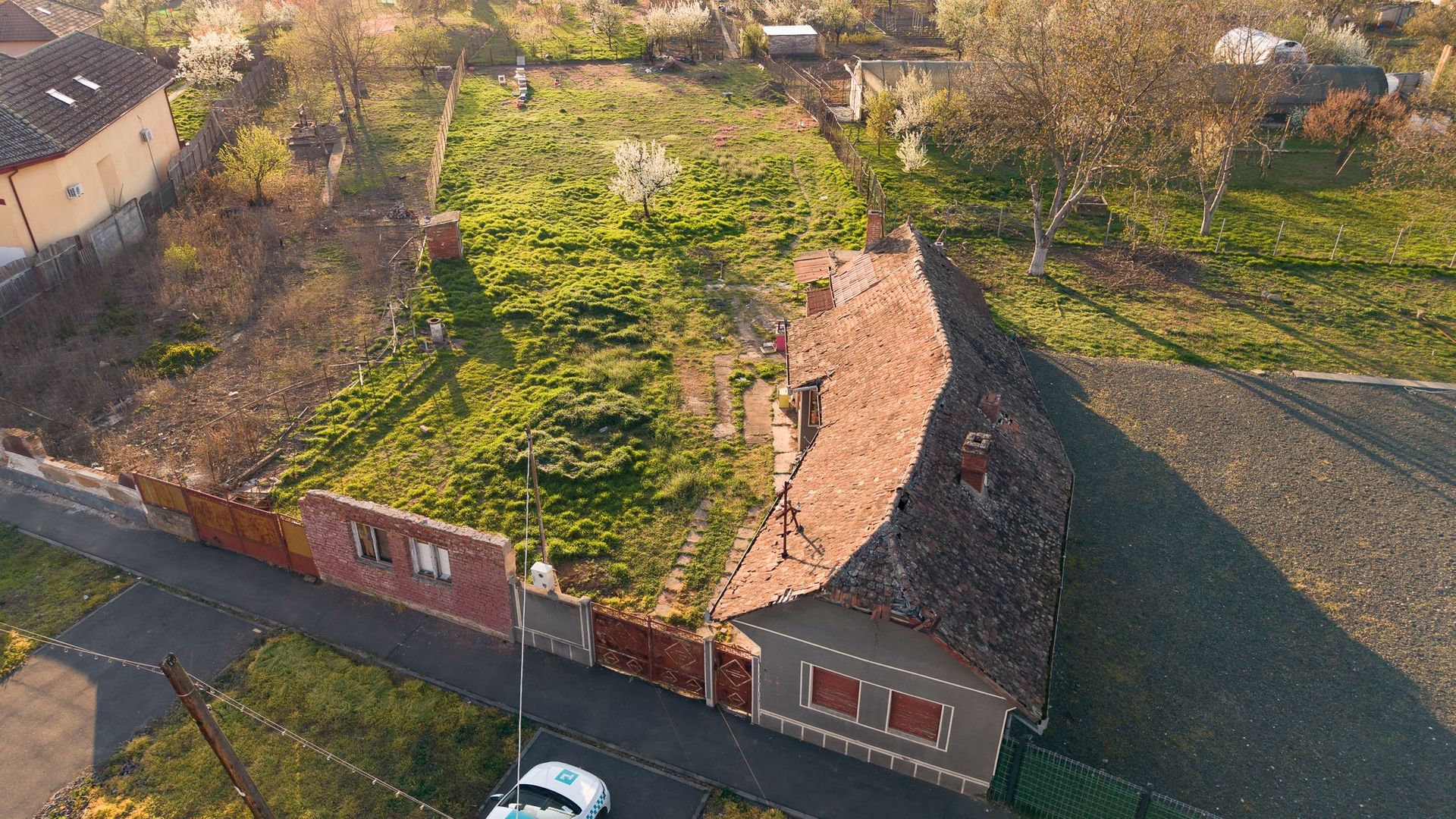 Teren intravilan 1811 mp in Aradul nou - Poză 22