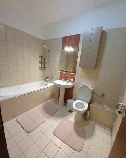 Apartament 3 camere, grădină proprie, parcare inclusă, centrală, boxă - Poză 10