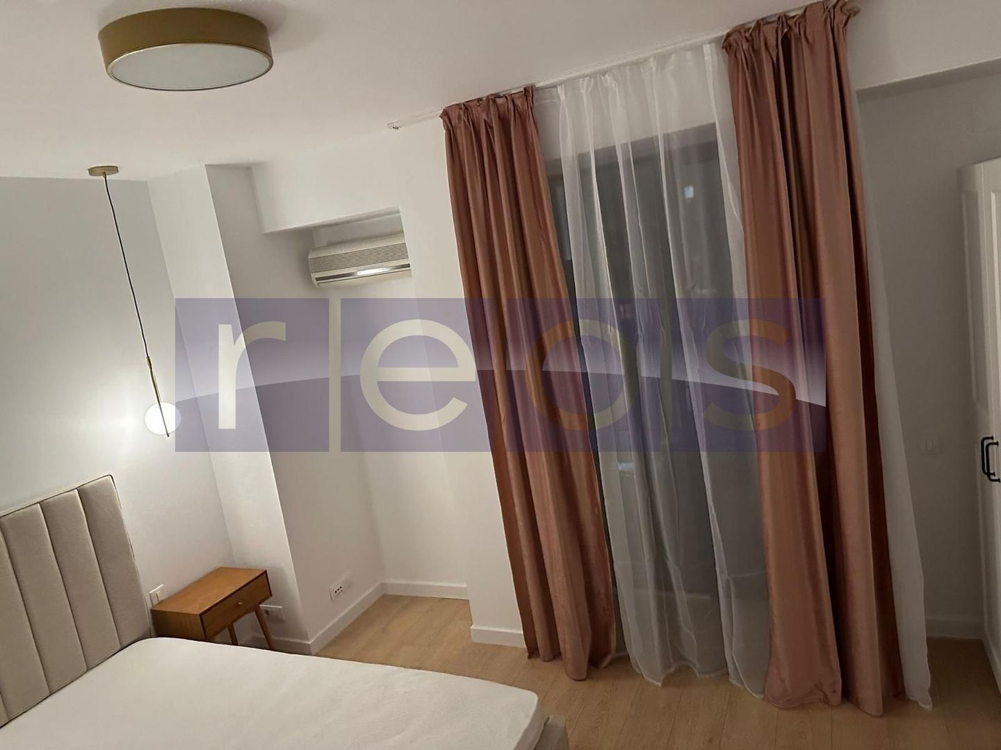 APARTAMENT 3 CAMERE CENTRAL PARK - Poză 6