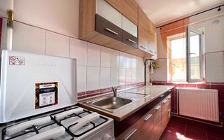 Mișcare oportunistă, alegere inspirată. 38 mp utili, balcon, renovat. - Poză 4