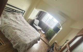 De vanzare aparatament 3 camere - zona Drumul Taberei - Poză 10