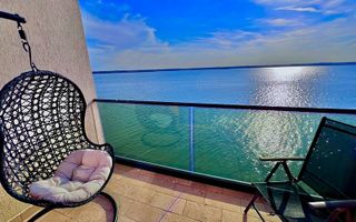 Apartament 2 camere Vila Sophia 1 - Vedere frontala la lac - - Poză 17