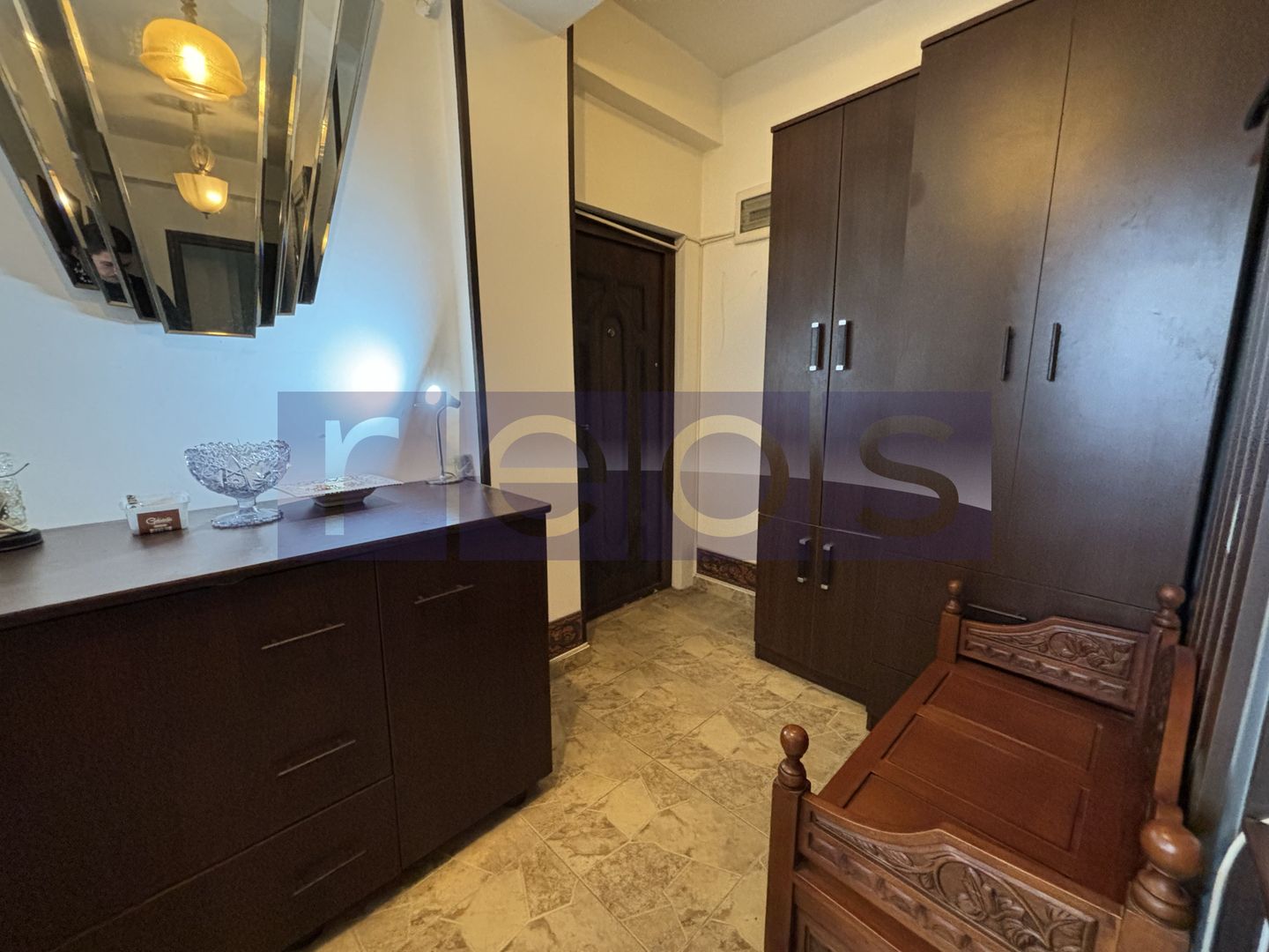 APARTAMENT 2 CAMERE | LAMINORULUI | LOC DE PARCARE + BOXA - Poză 14