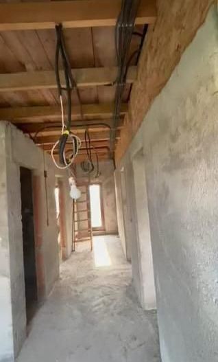 MOSNITA NOUA, 4 CAMERE, CASA INDIVIDUALA - Poză 5