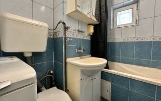 Apartament 3 camere spatios de vanzare în zona - Tractorul - Poză 6