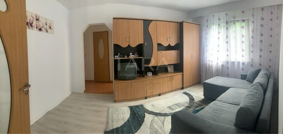 Vând apartament 3 camere în Mănăștur, zona Minerva. - Poză 1