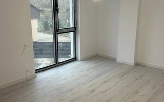 Apart 3 camere 74900 euro intabulat Hlincea - Poză 3