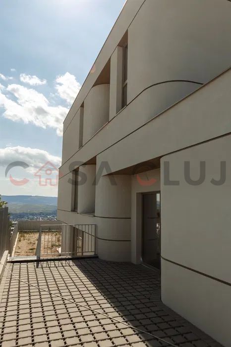 Casa zona Voronet - View superb spre oras - Poză 5