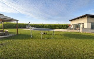 Proprietate pentru investiție cu Piscină în Hemeiuș - Poză 3