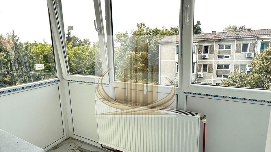 Apartament modern 3 camere, 2 băi, balcon și boxă – Zona Șagului - Poză 8