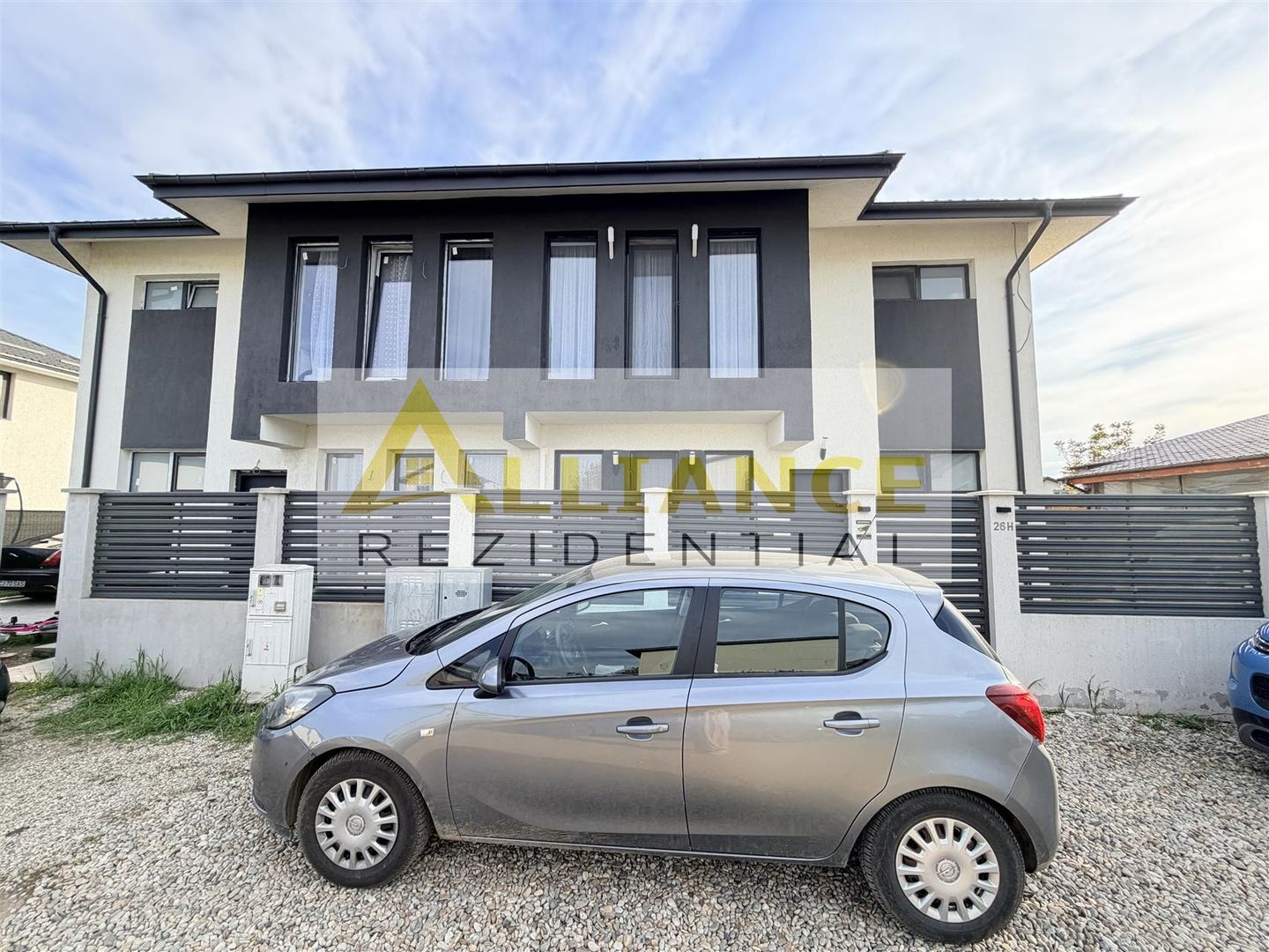 casa de vanzare || mobilata utilata || 4 camere - Poză 1