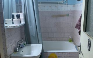 ofer spre vanzare apartament 3 camere zona Splai Mihai Viteazul, etaj - Poză 4