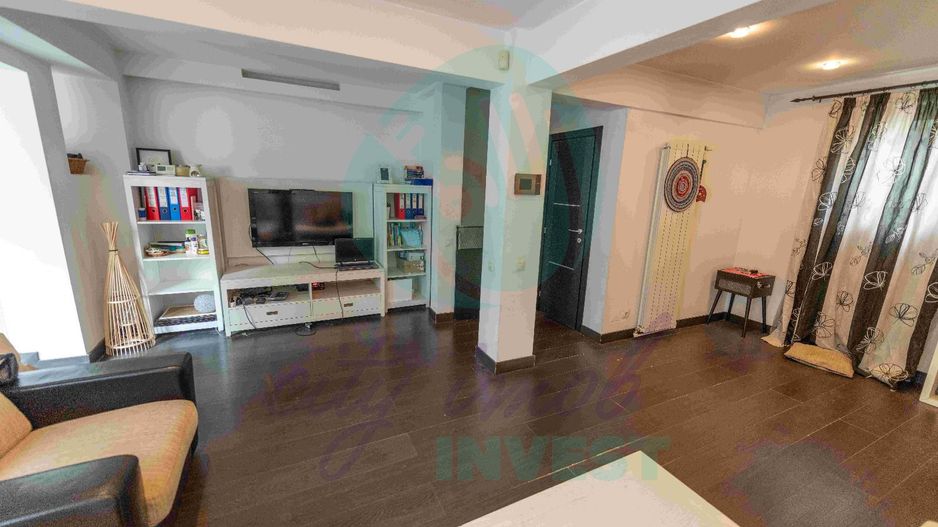 "Acasa" in Vatra Luminoasa - Poză 4