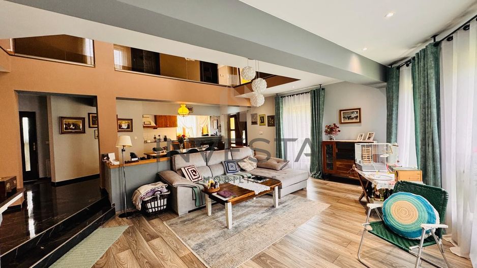 DE VANZARE CASA INDIVIDUALA 300 MP | 700 MP CURTE - Poză 2