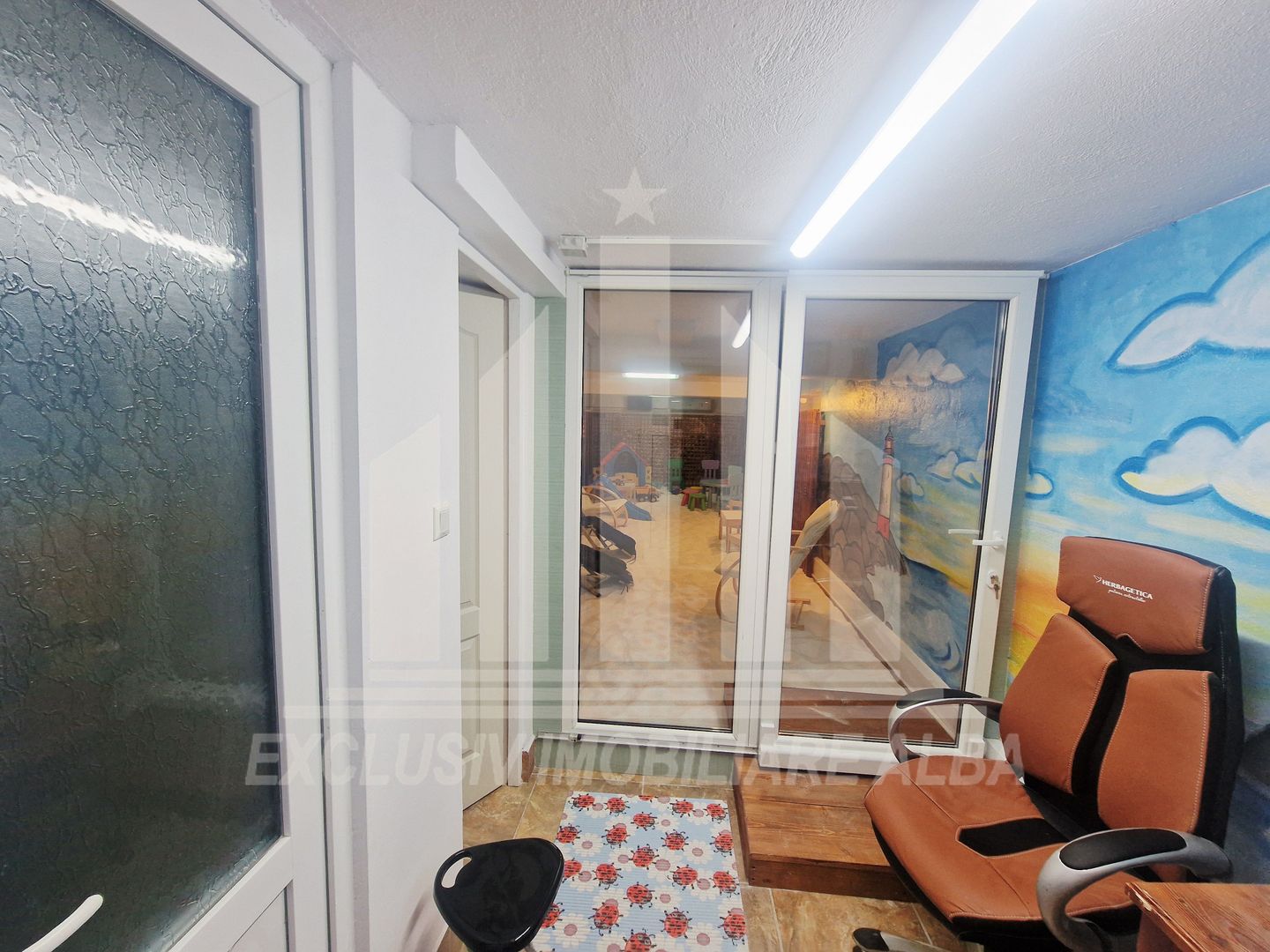 Laborator analize medicale | suprafata aprox 400 mp | Cetate - Poză 10